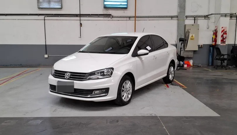 
								POLO COMFORTLINE 2017 full									