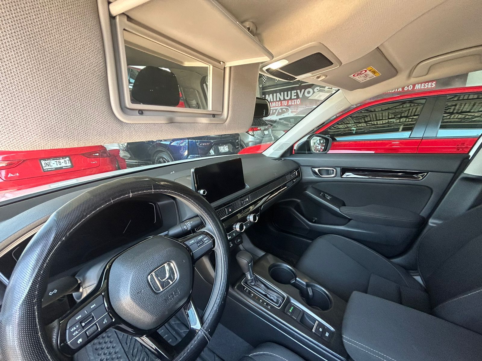 
										Civic CVT 2022 full									