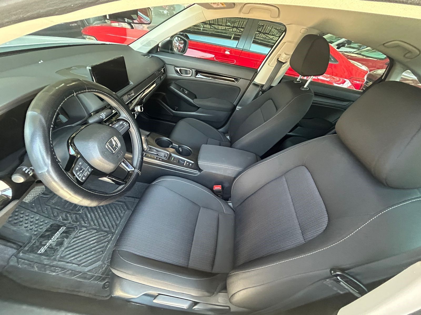 
										Civic CVT 2022 full									