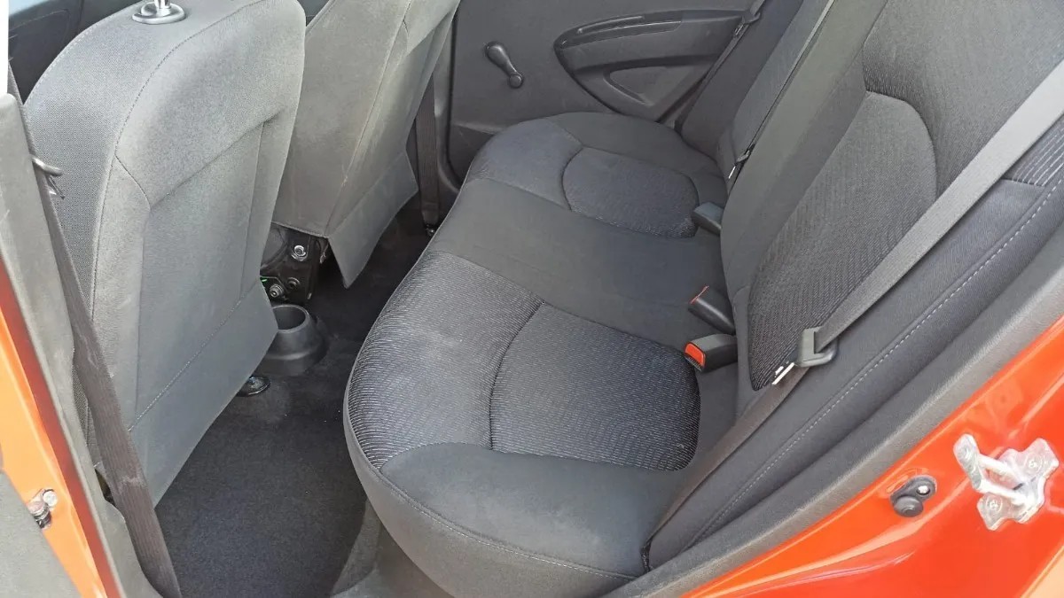 
								Chevrolet Beat full									