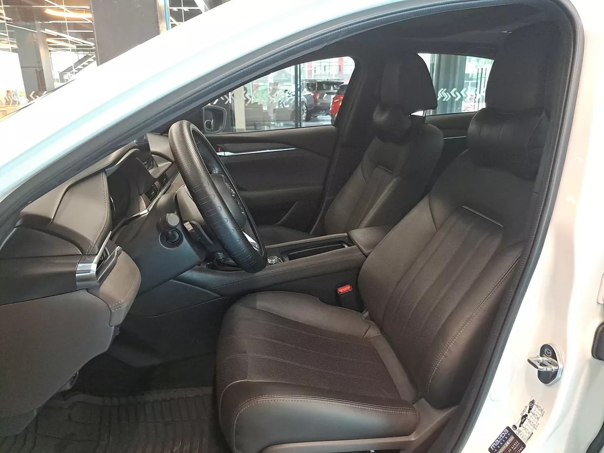 
								Mazda 6 2.5 Signature At full									