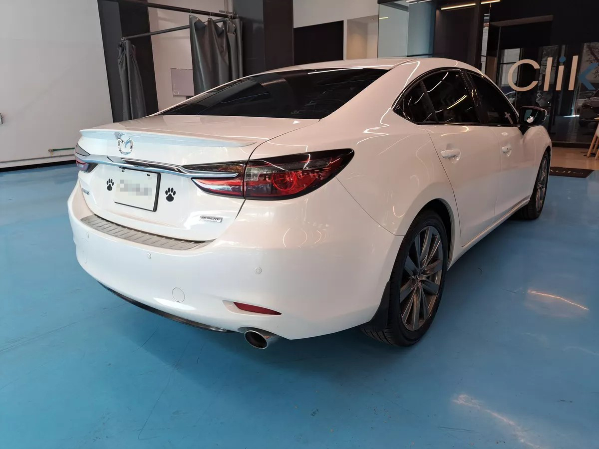 
								Mazda 6 2.5 Signature At full									