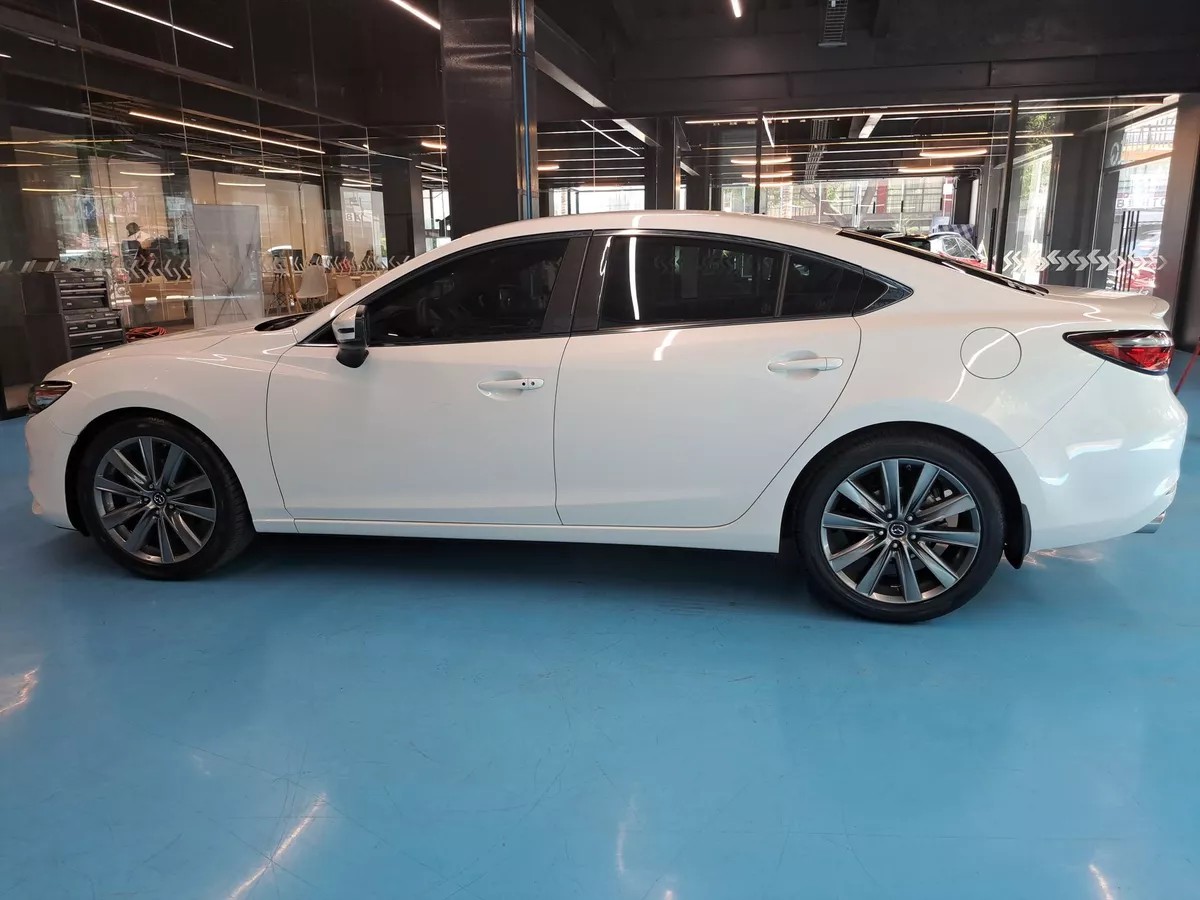 
								Mazda 6 2.5 Signature At full									