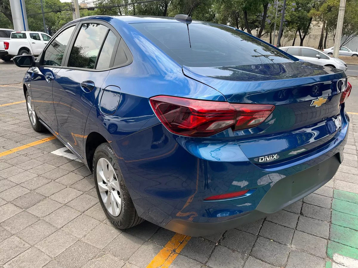 
								Chevrolet Onix 2021 1.0 Lt Mt full									