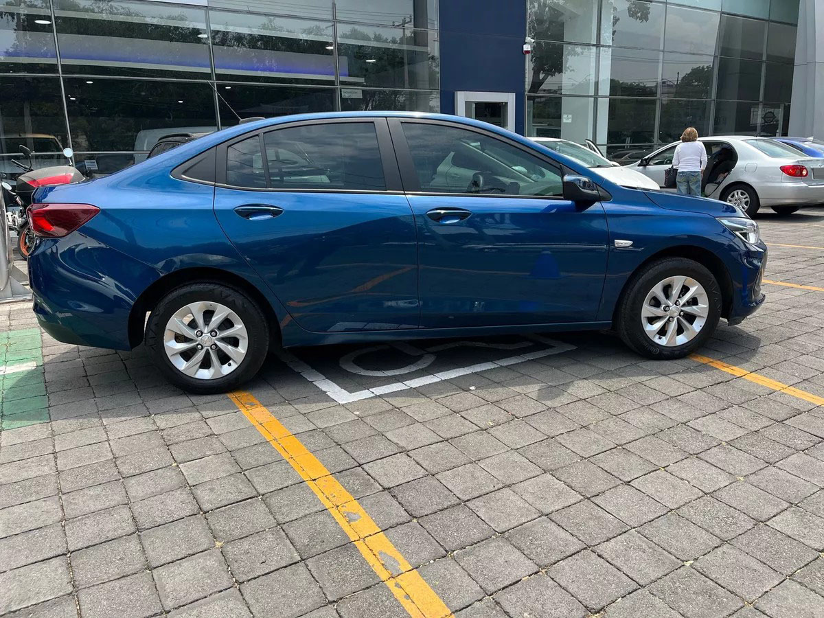 
								Chevrolet Onix 2021 1.0 Lt Mt full									
